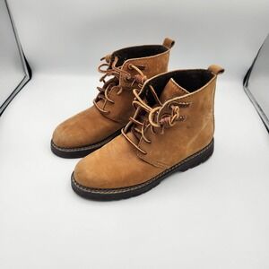 NWOT G.‎ H. Bass Men's Chukka Boots Sz 8 M Light Tan  Suede Casual Comfort Shoes